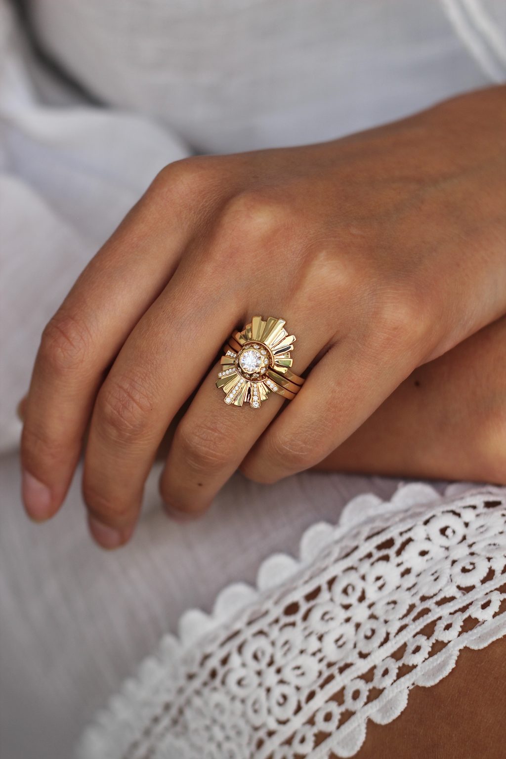 FROM TRADITION TO MODERNITY: A HISTORY OF ENGAGEMENT RINGS AND THEIR EVOLVING MEANINGS - Andrew Geoghegan