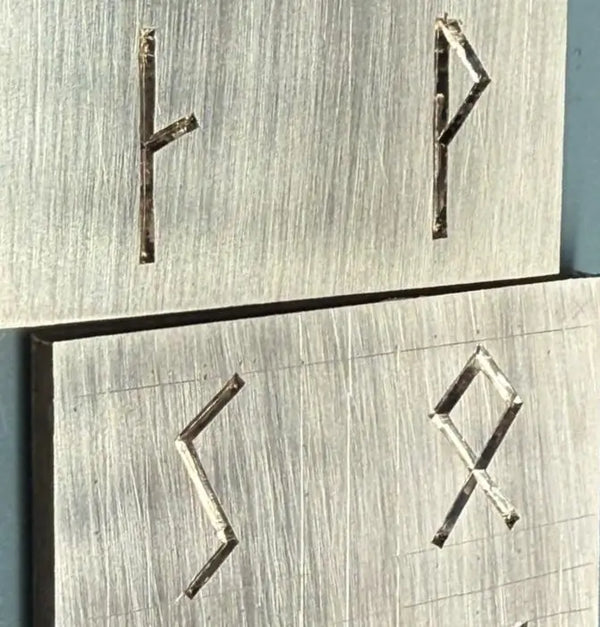 Rune plate - the meaning behind the mark