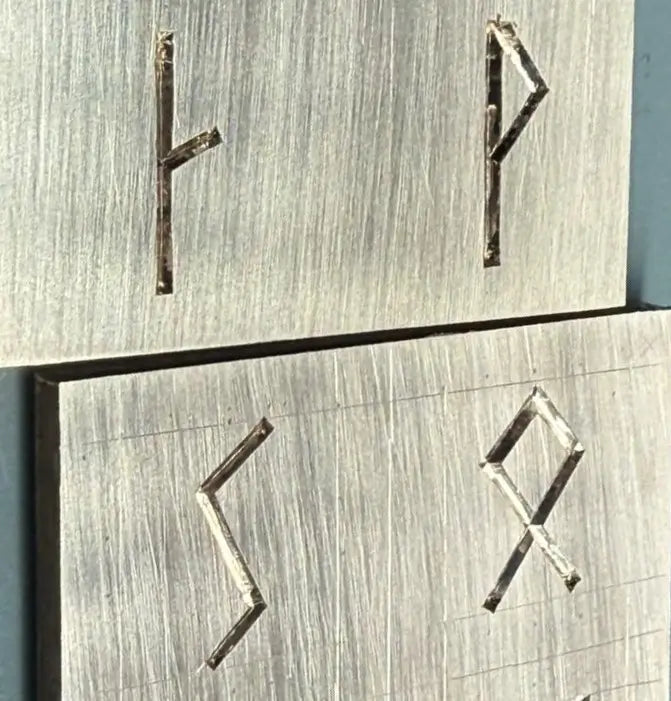 Rune plate - the meaning behind the mark