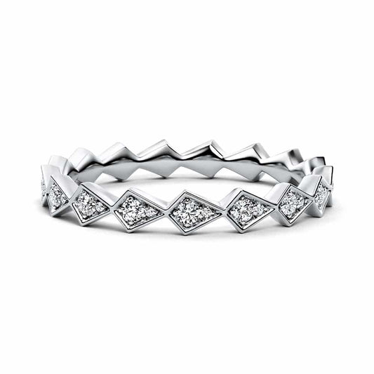 Costeira wedding band for women in platinum, featuring a sleek and modern design, inspired by the wild coast of Portugal